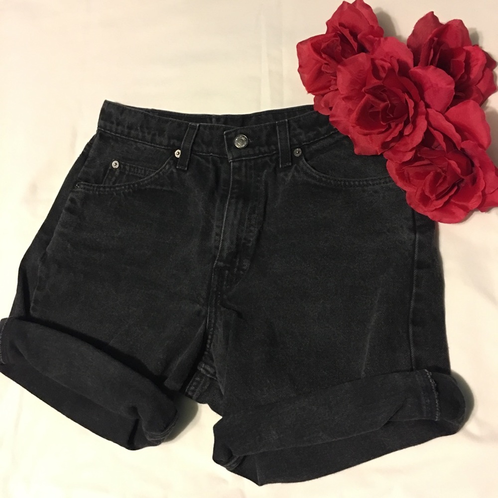 Levi Vintage Wash Mom-Shorts